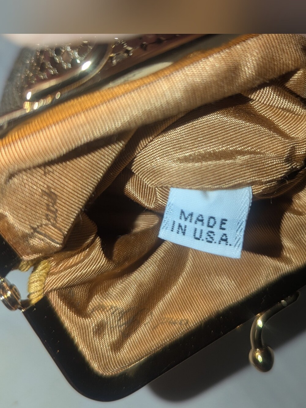 Vintage Whiting & Davis  Gold Mesh Kisslock Pouch.Made In USA - Picture 8 of 10